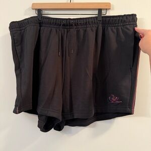 Women's new Nike Black cotton stretch athletic Shorts size 3X